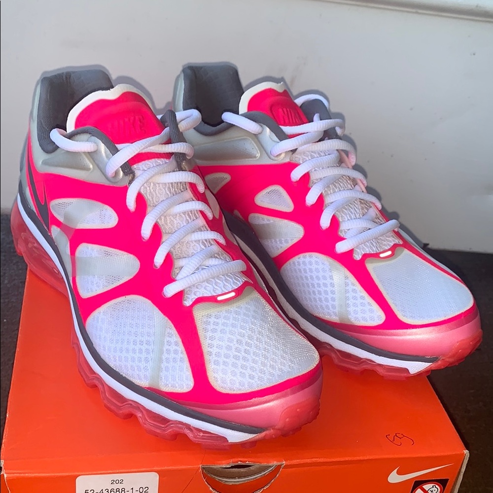 Nike Women’s Air Max+ in Pink and White